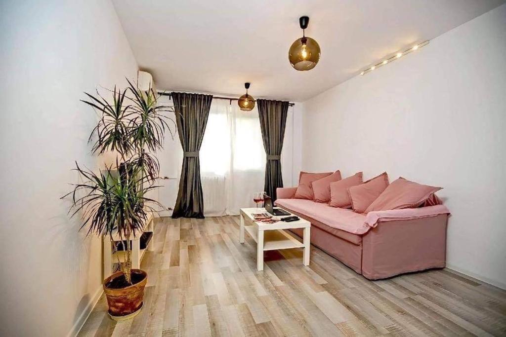 Poetry I Piata Victorei Apartamento